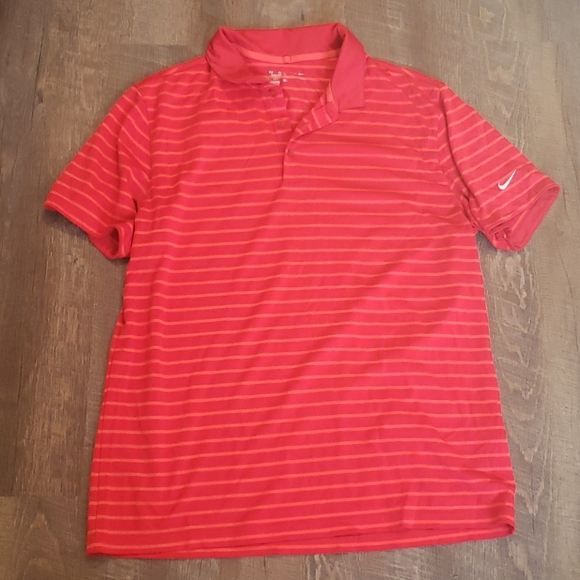 Mens nike polo. Size large. Red orange - Picture 2 of 4